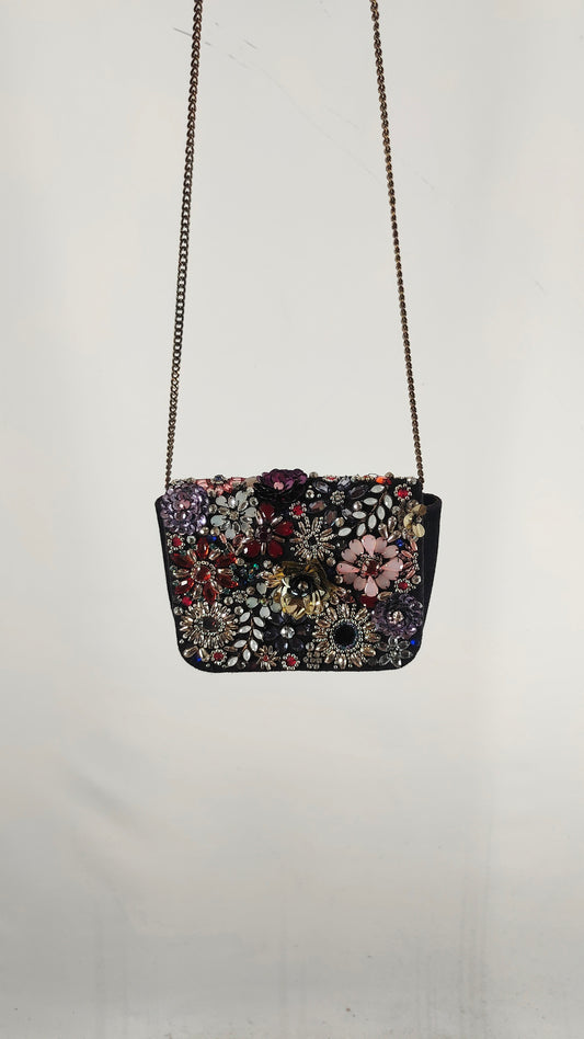 Bolsito con apliques brillantes vintage