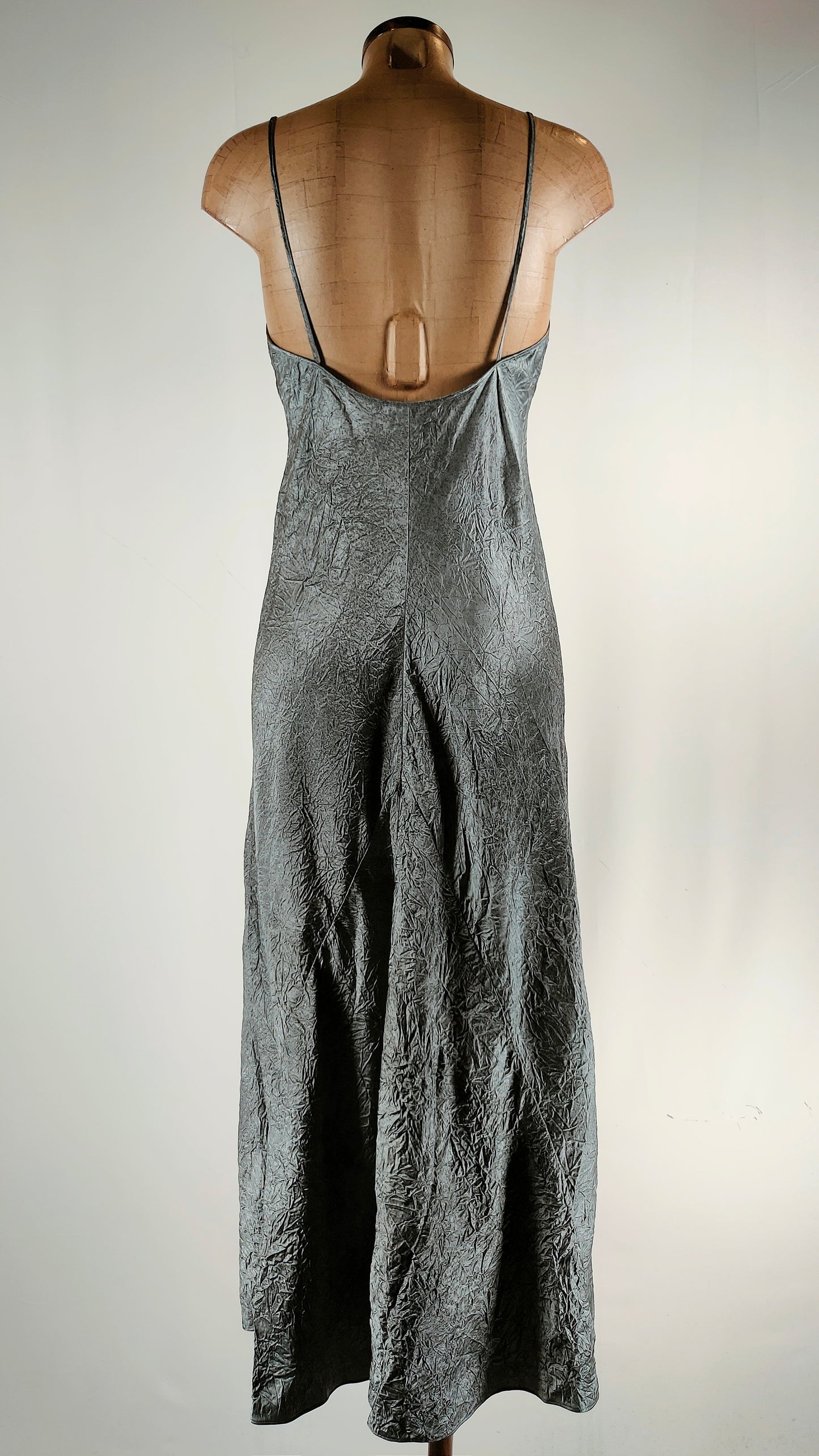 Vestido de fiesta efecto arrugado
