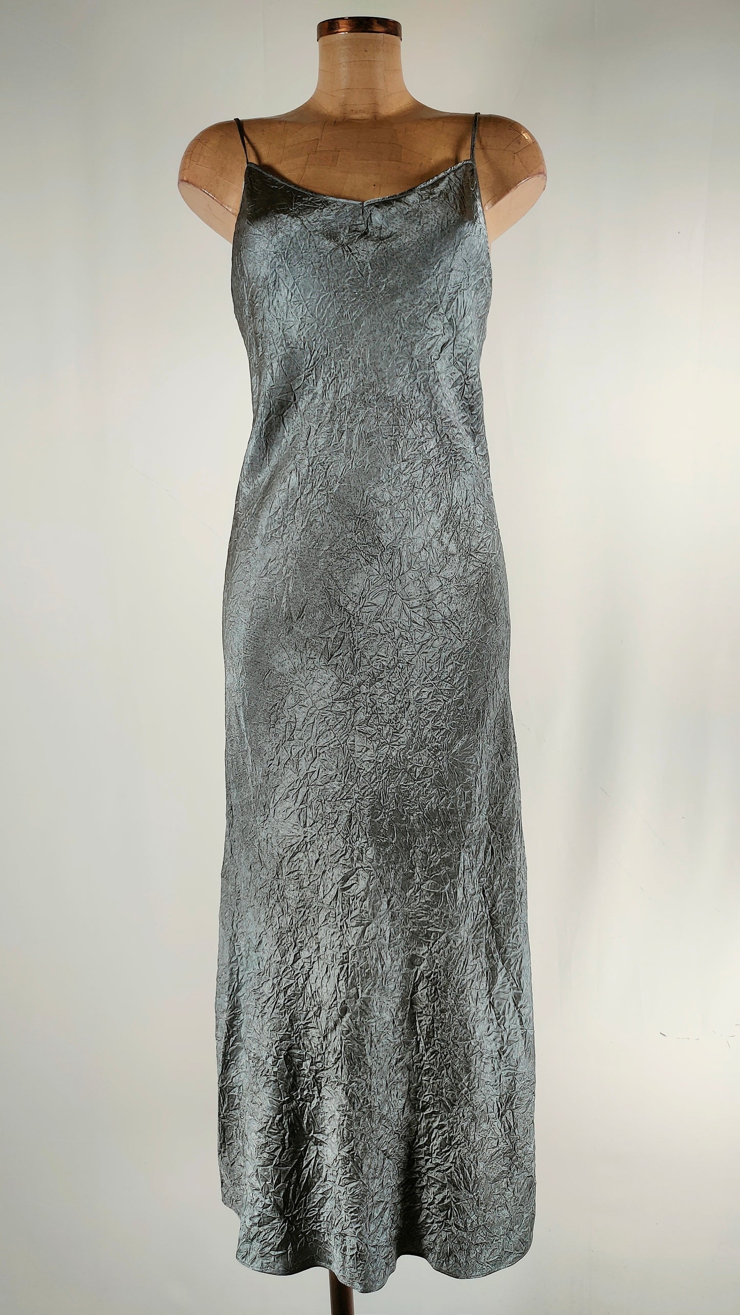 Vestido de fiesta efecto arrugado
