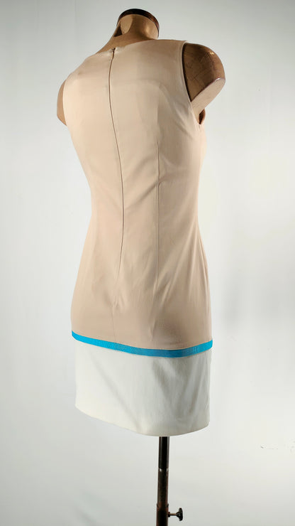 Vestido bicolor con tira azul