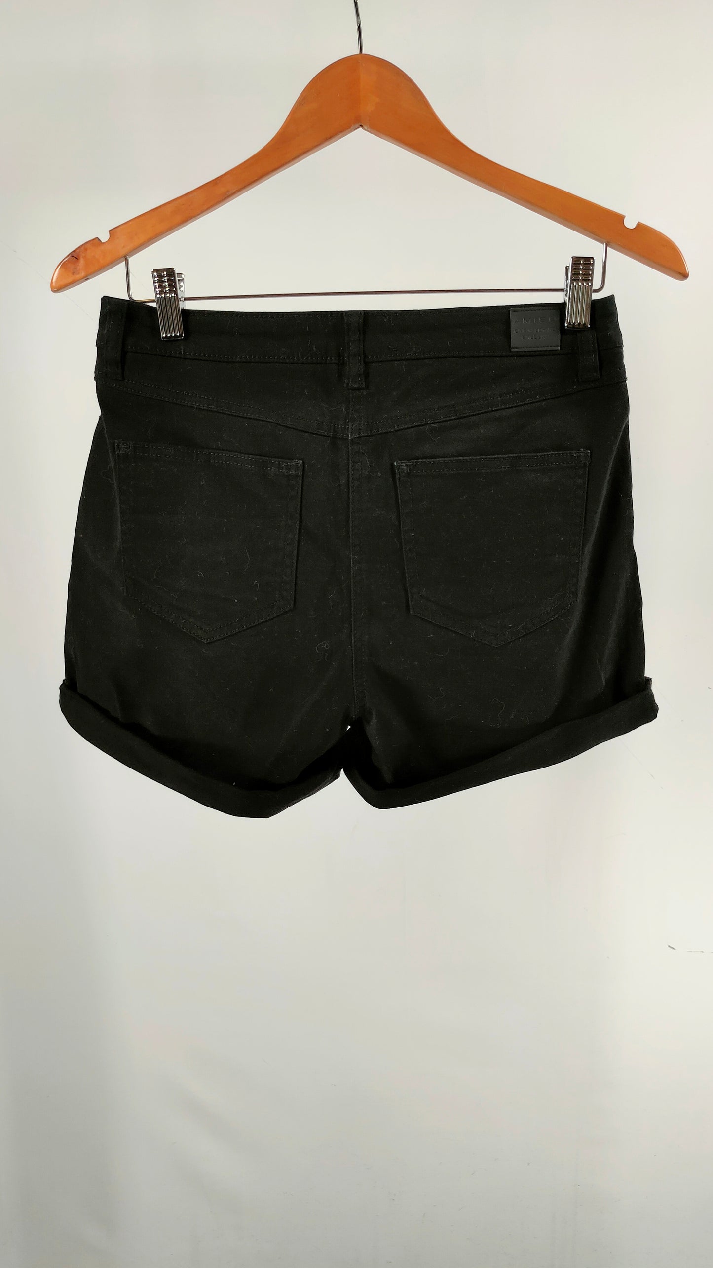 Short Amisu negro