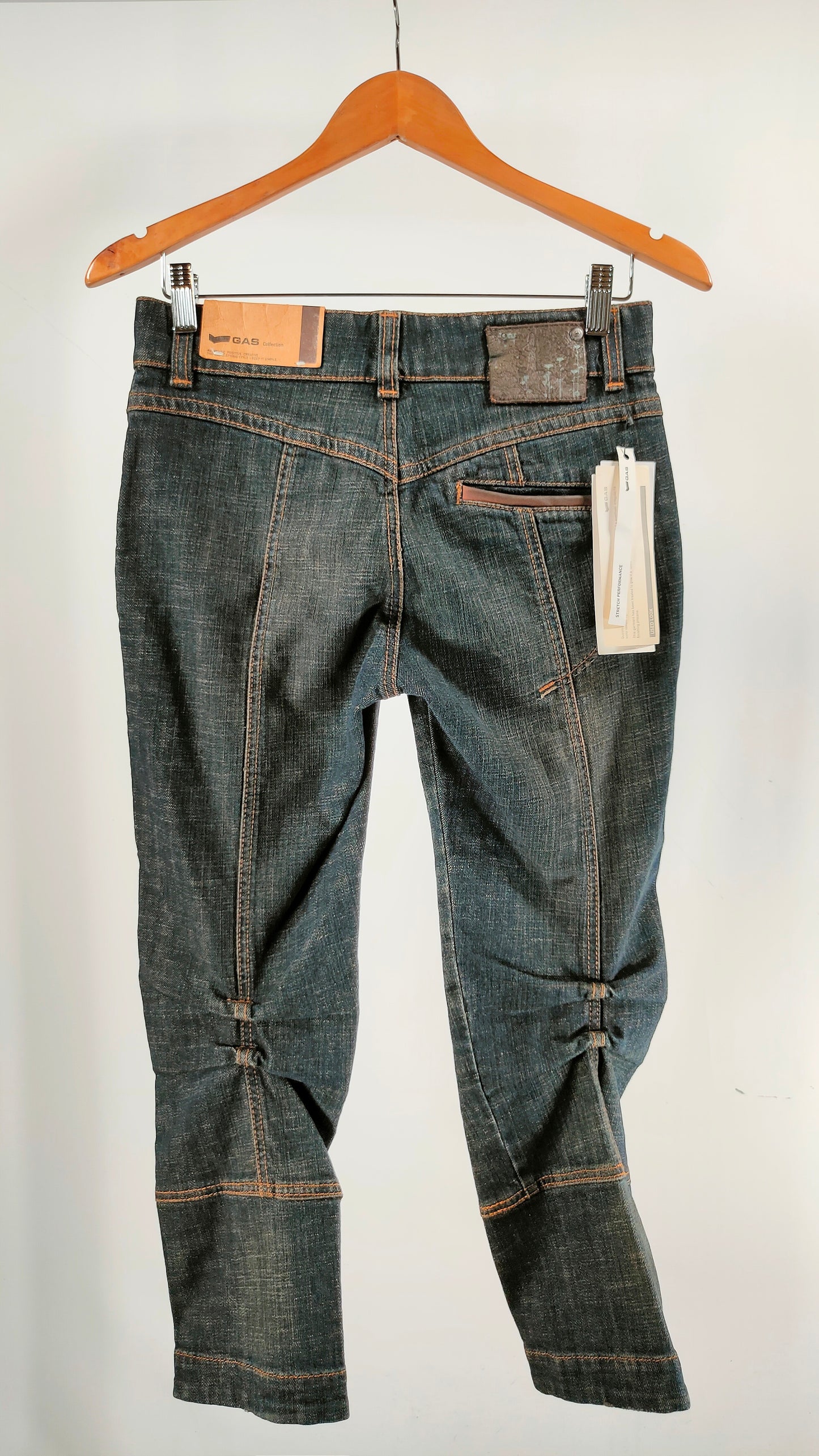 Pantalones Gas piratas tejanos