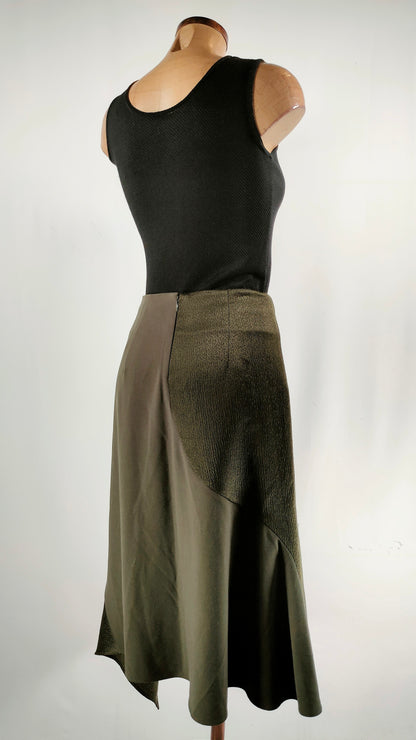 Falda verde bimaterial Cos