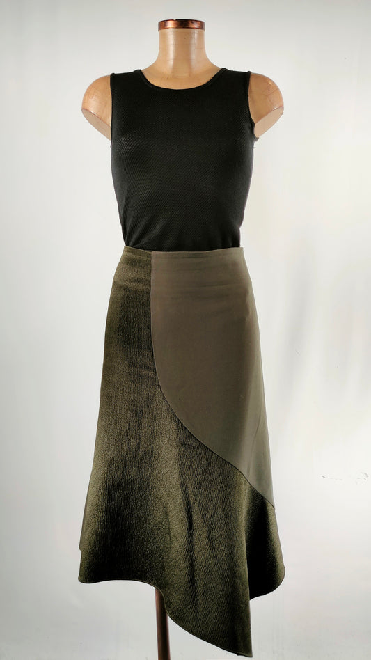 Falda verde bimaterial Cos