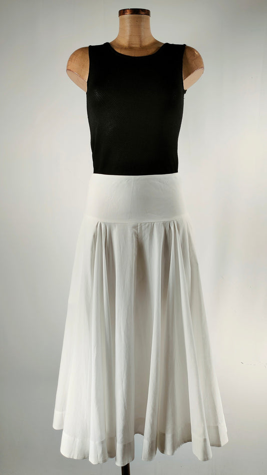 Falda midi blanca Massimo Dutti con vuelo