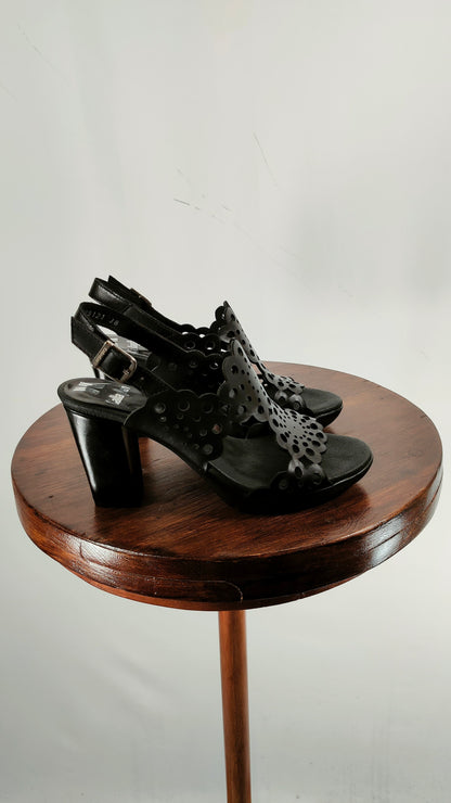 Zapatos negros Callaghan