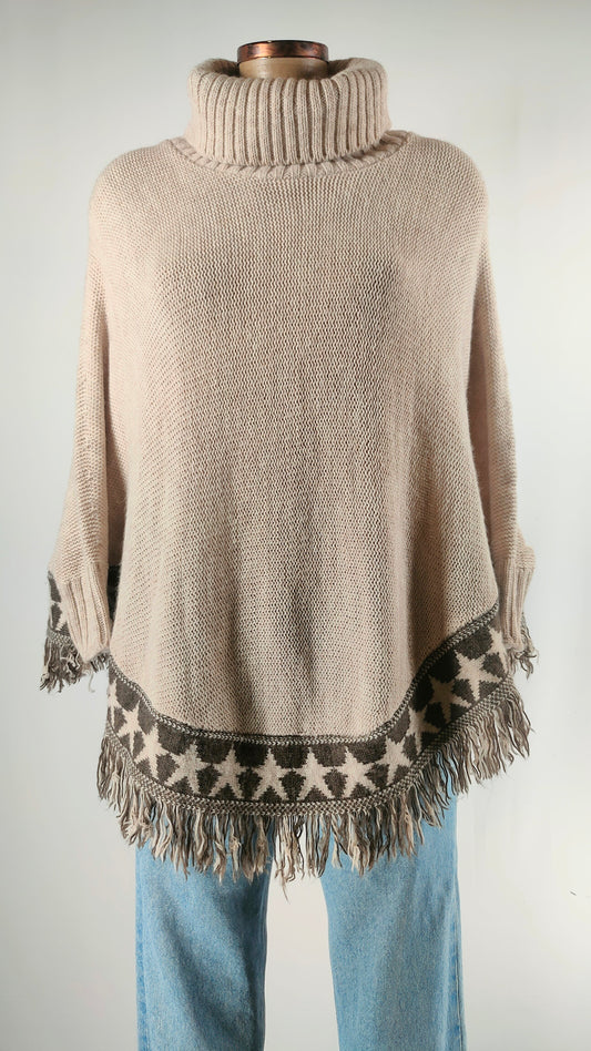 Jersey poncho con cenefa estrellas