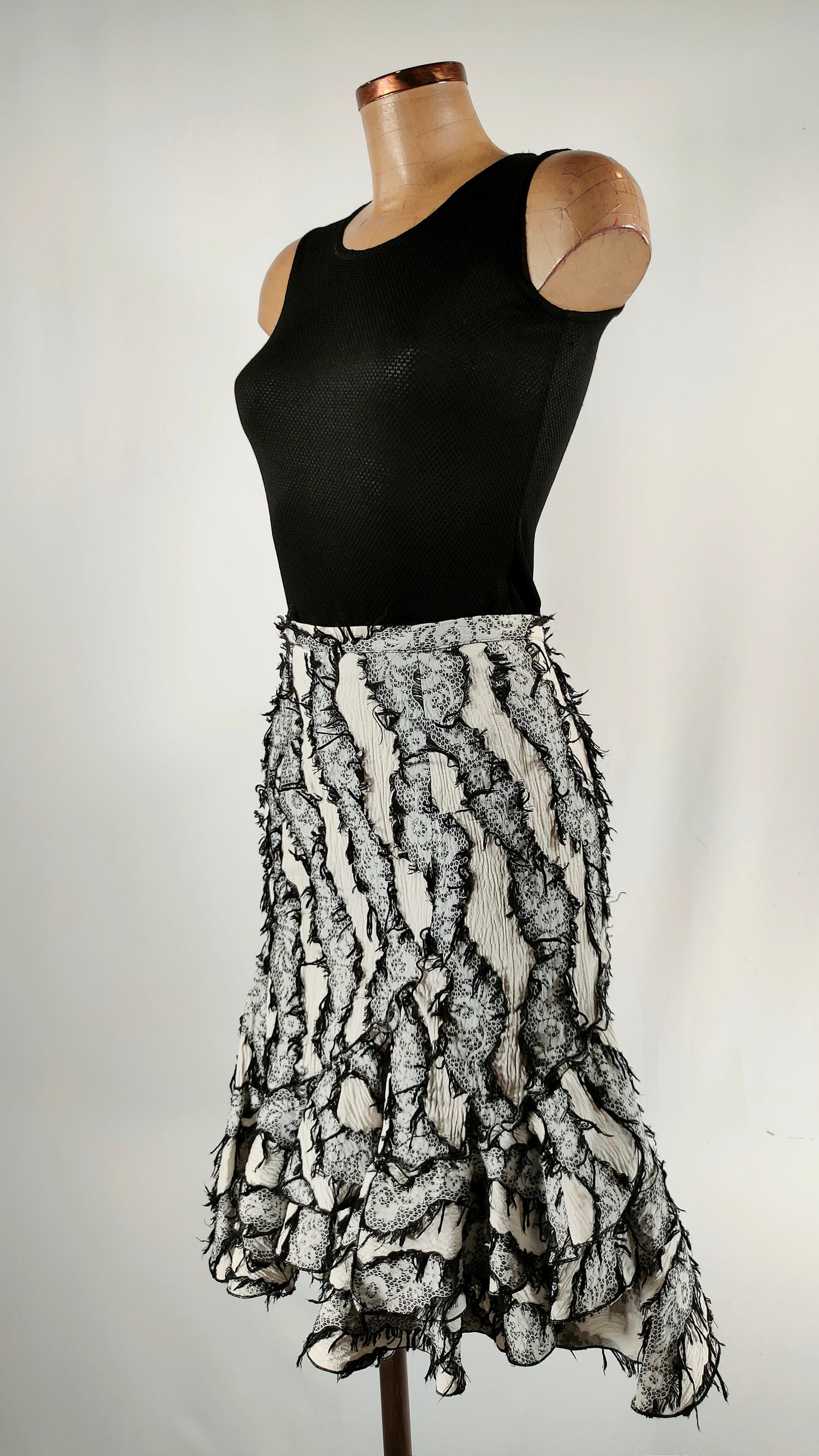 Falda KaBaK negra y blanca