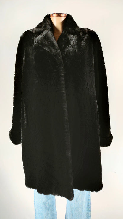 Abrigo de pelo corto negro El Corte Inglés