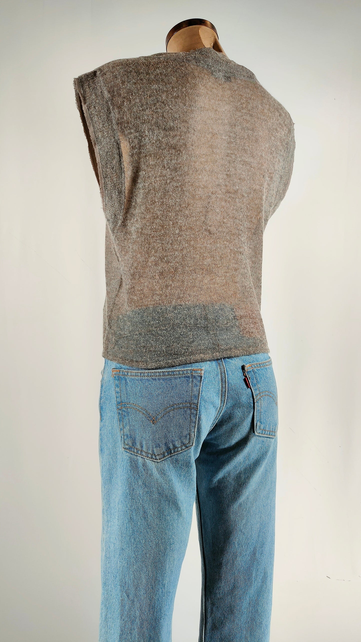 Chaleco de lana gris