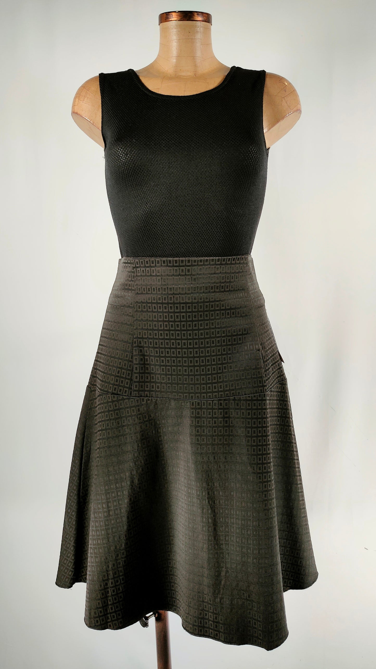 Falda evasé con detallen Fher