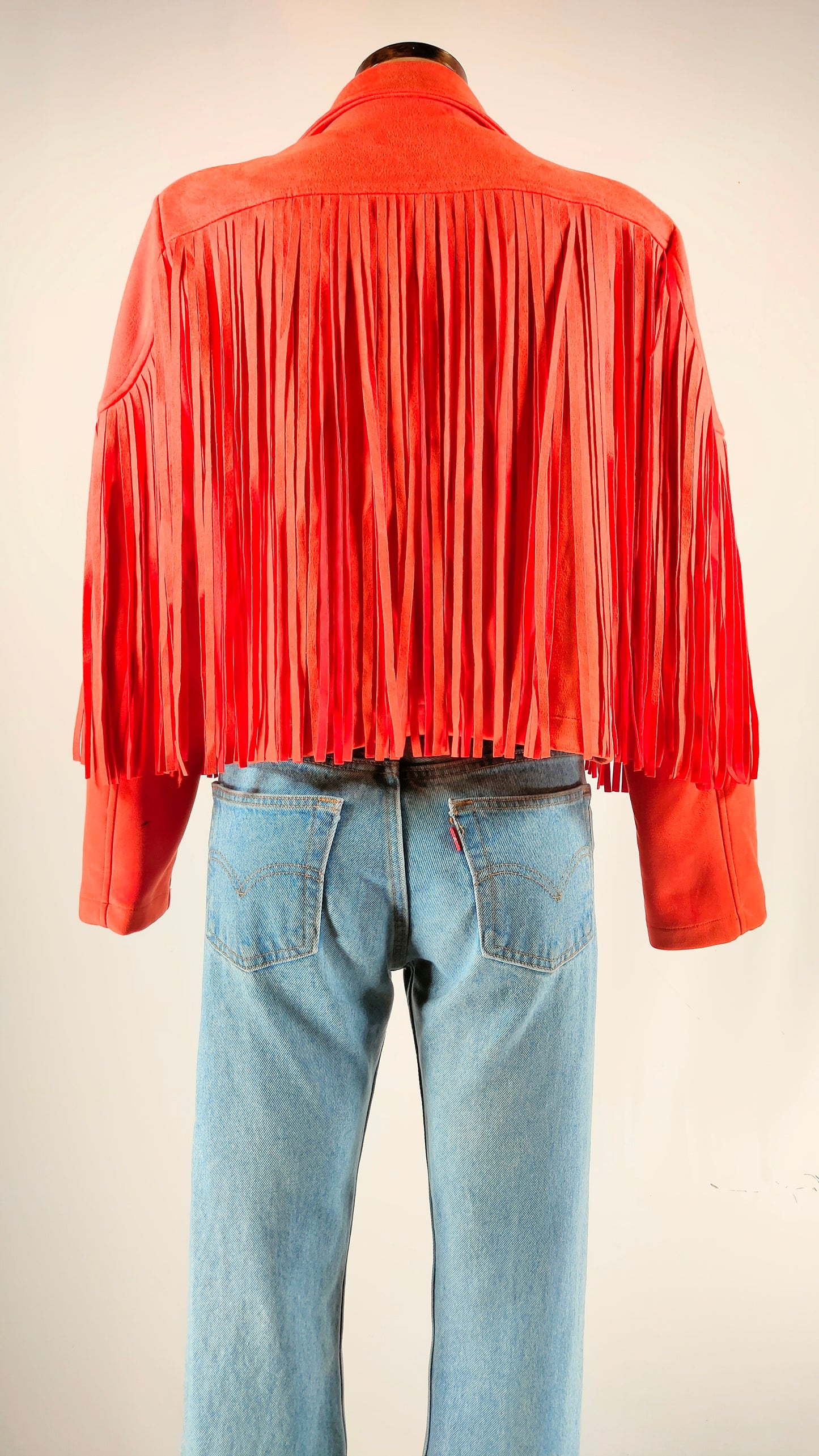 Chaqueta de flecos roja