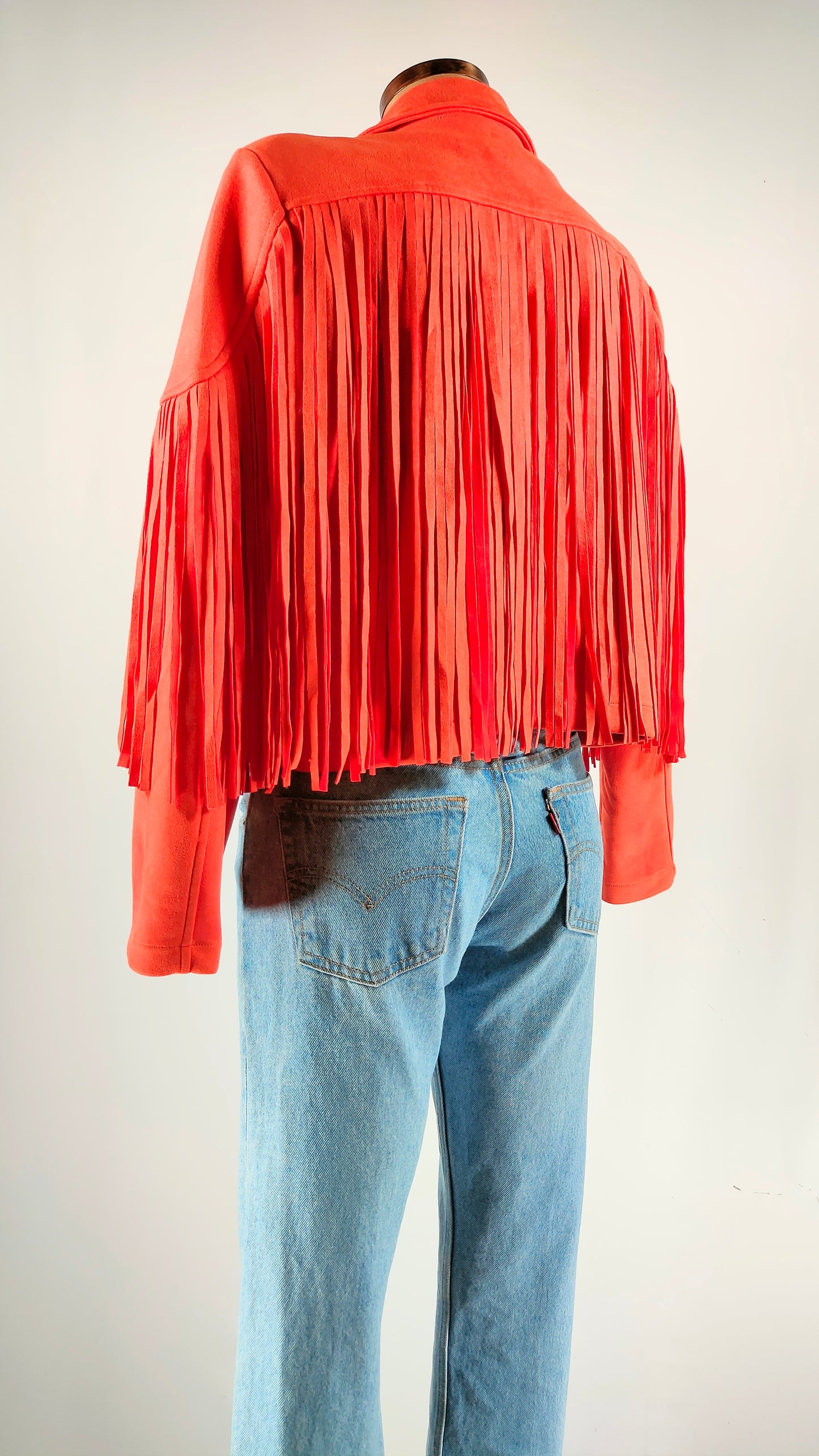 Chaqueta de flecos roja