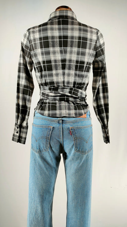 Camisa de cuadros cruzada