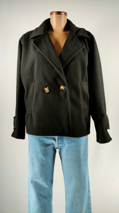 Chaqueta corta negra