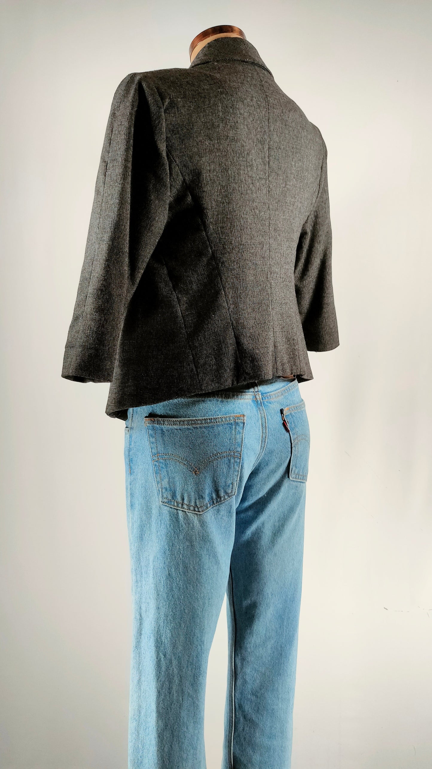 Chaqueta gris abierta