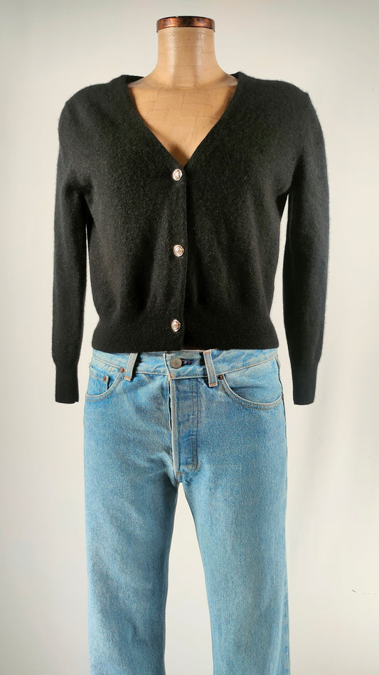 Chaqueta de cashmere con botones dorados