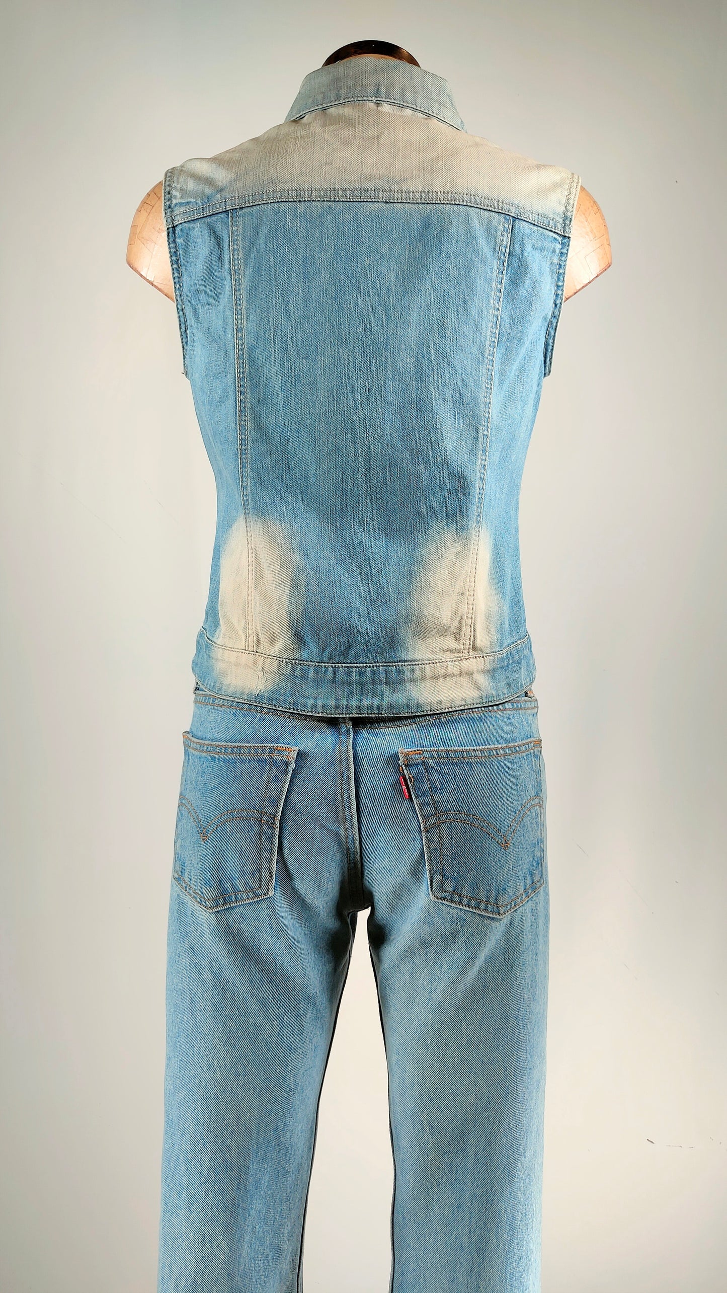 Chaleco tejano elástico azul claro