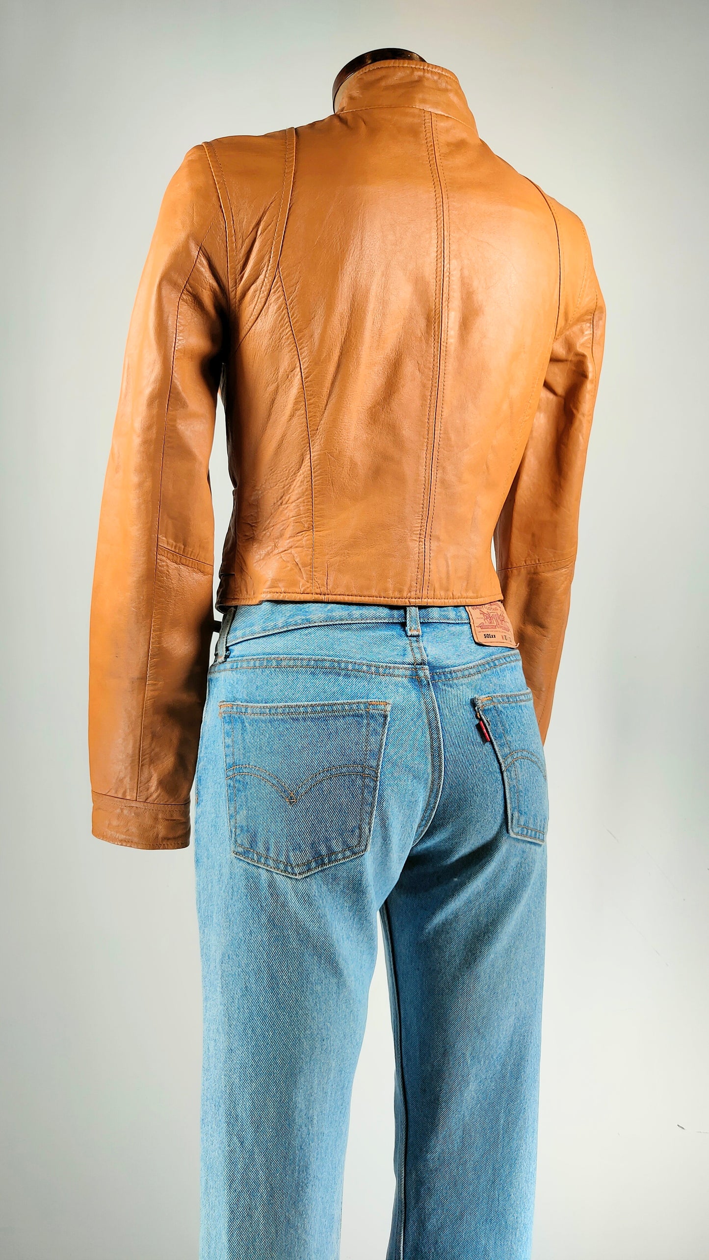 Cazadora de piel marrón Vero Moda