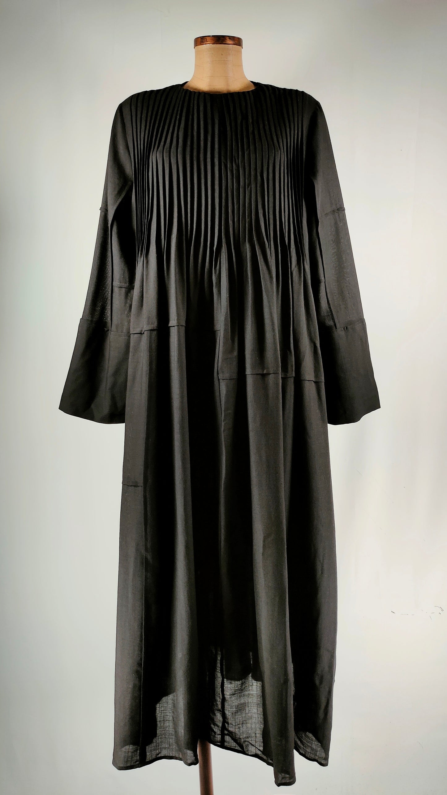 Vestido con doble volante en falda