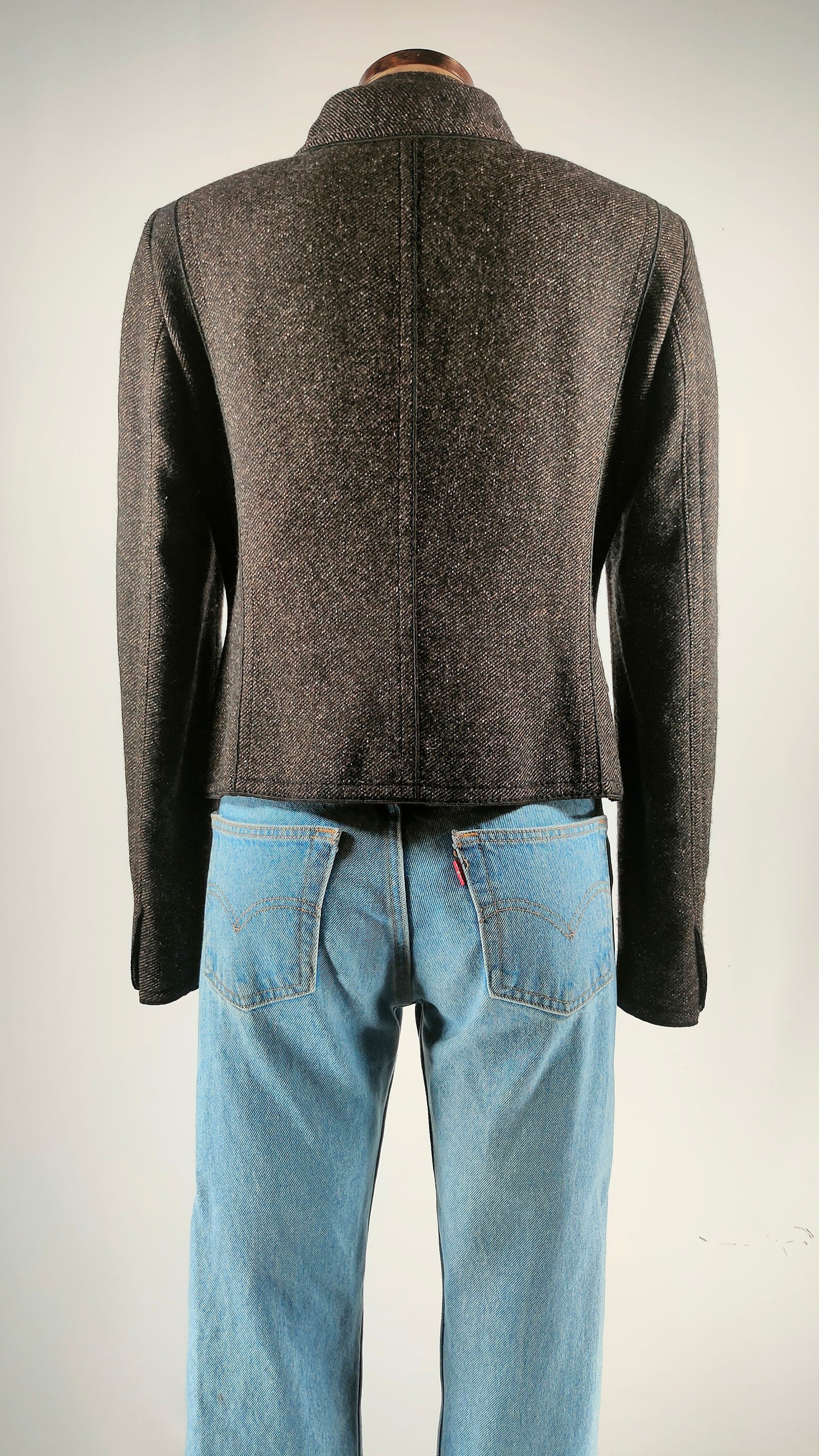 Chaqueta con ribete marrón chocolate Boss