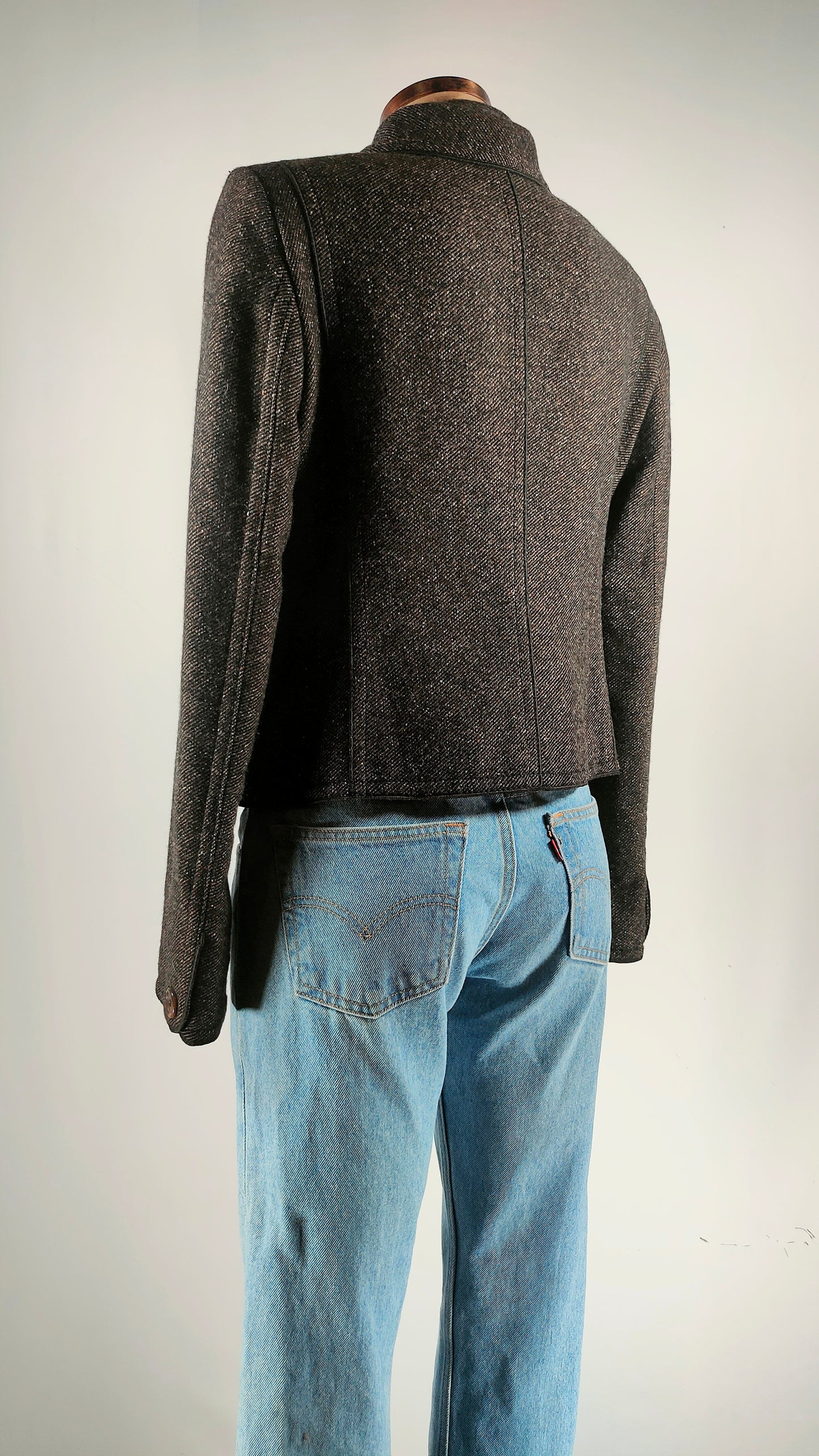 Chaqueta con ribete marrón chocolate Boss