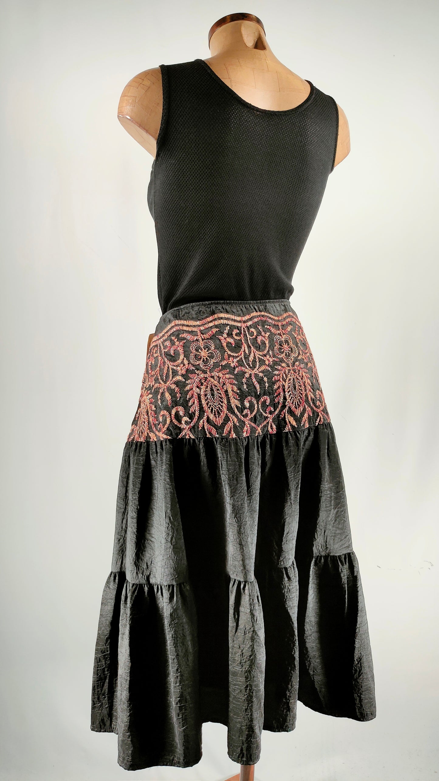 Falda Oliva negra Ángel Iglesias