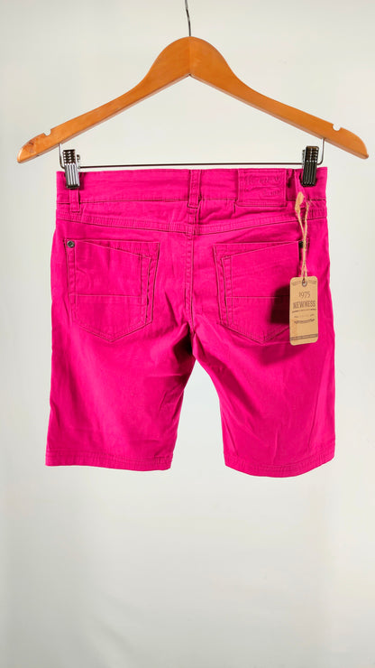 Bermudas fucsia Newness