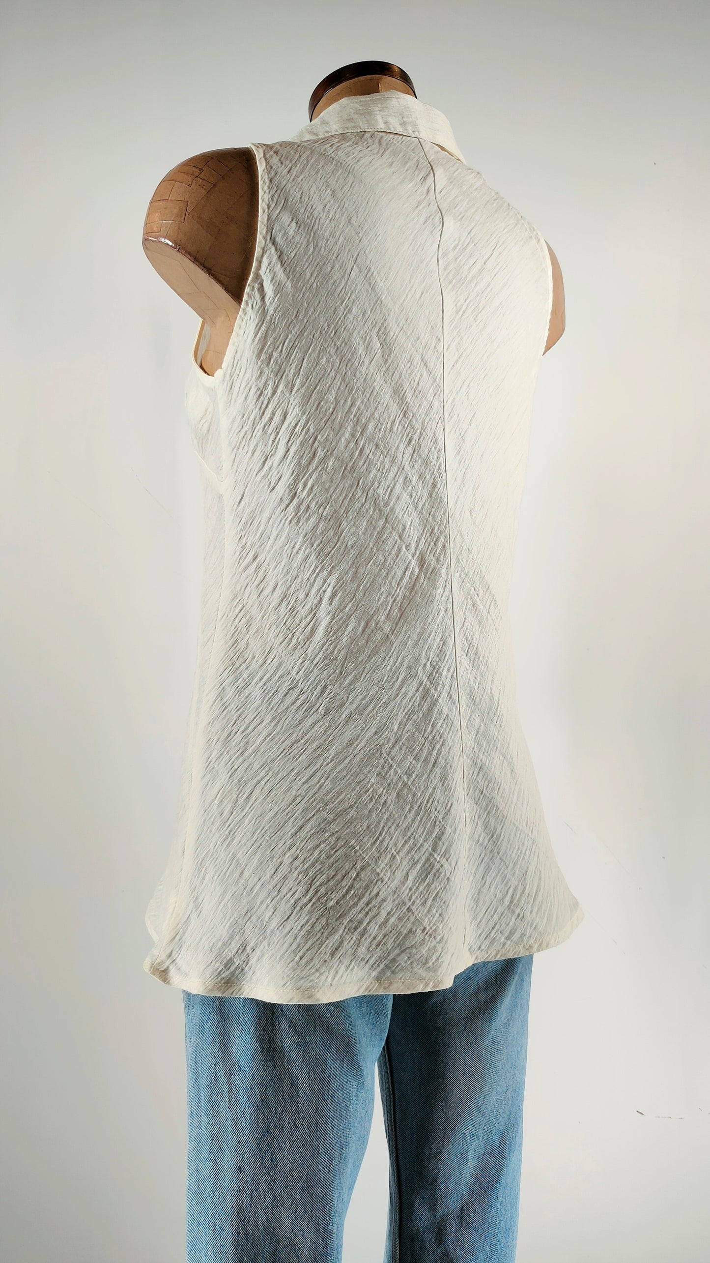 Blusa con cremallera en cuello