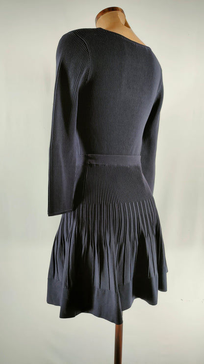 Conjunto azul navy camiseta y falda