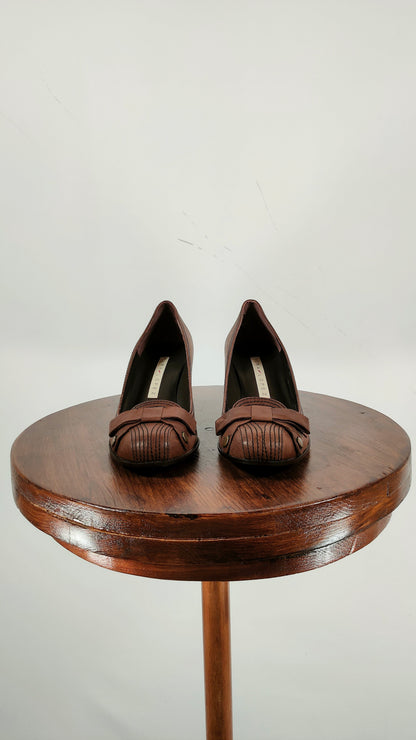 Zapato de piel marrón Pura López