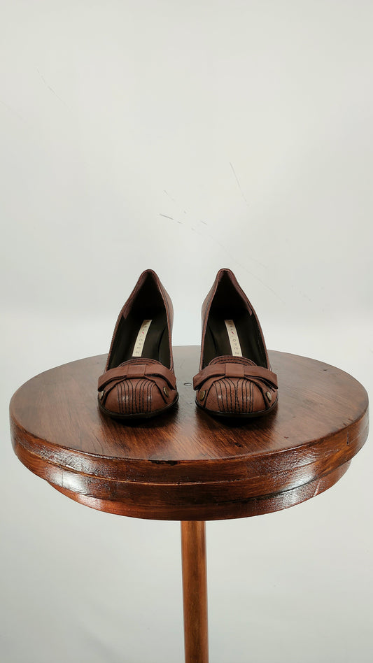 Zapato de piel marrón Pura López