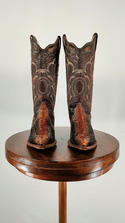 Botas de piel de serpiente