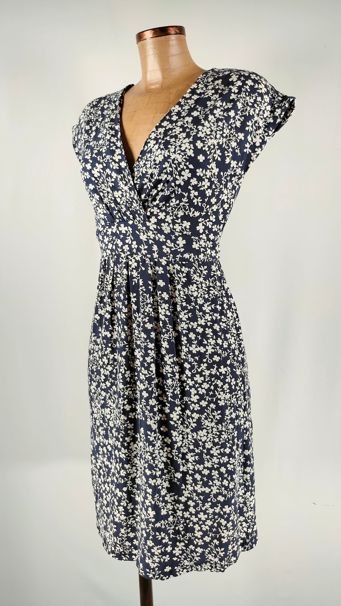 Vestido estampado azul y blanco Yerse