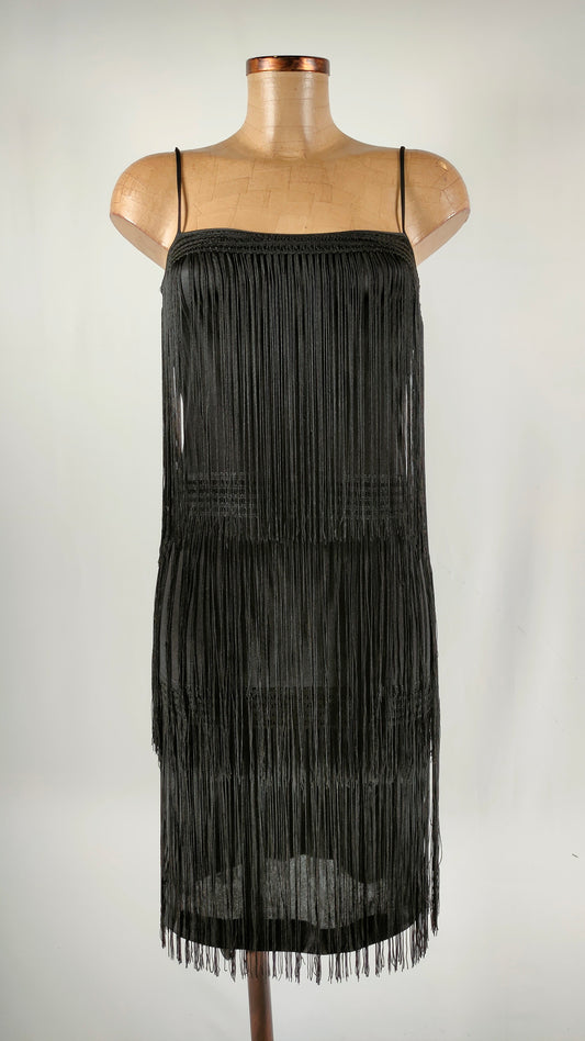 Vestido Unit negro con flecos