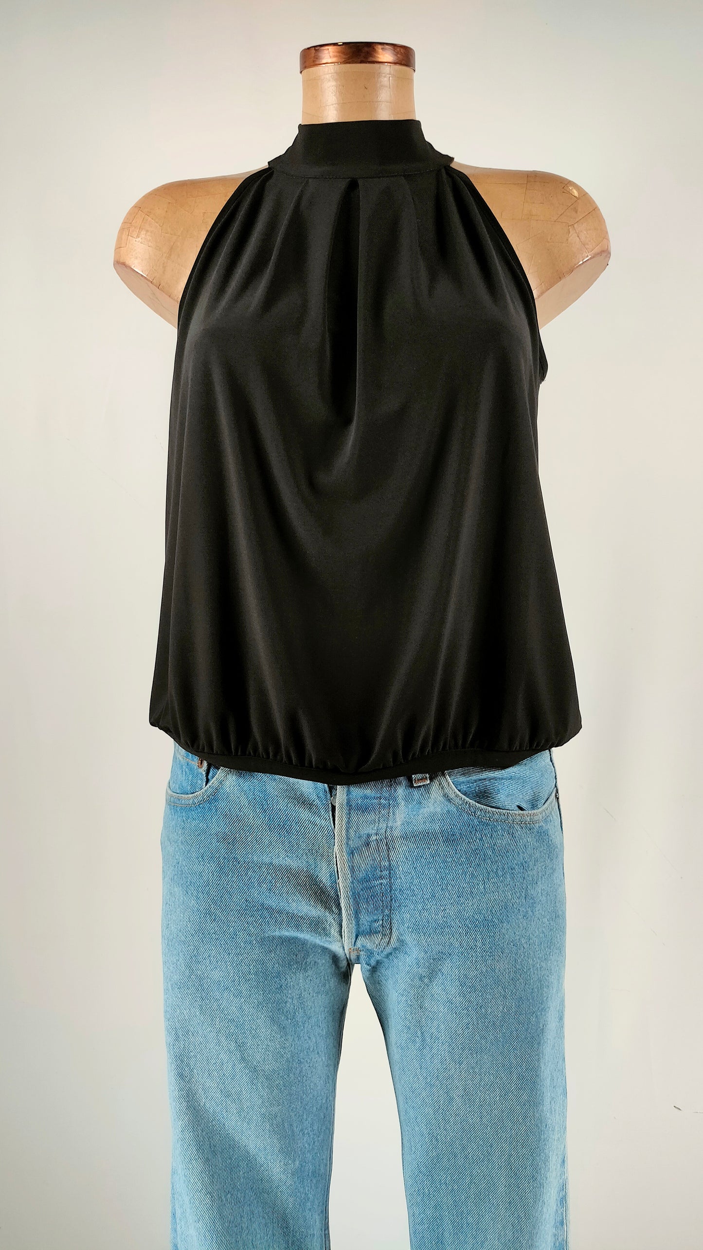 Top negro halter Naf Naf