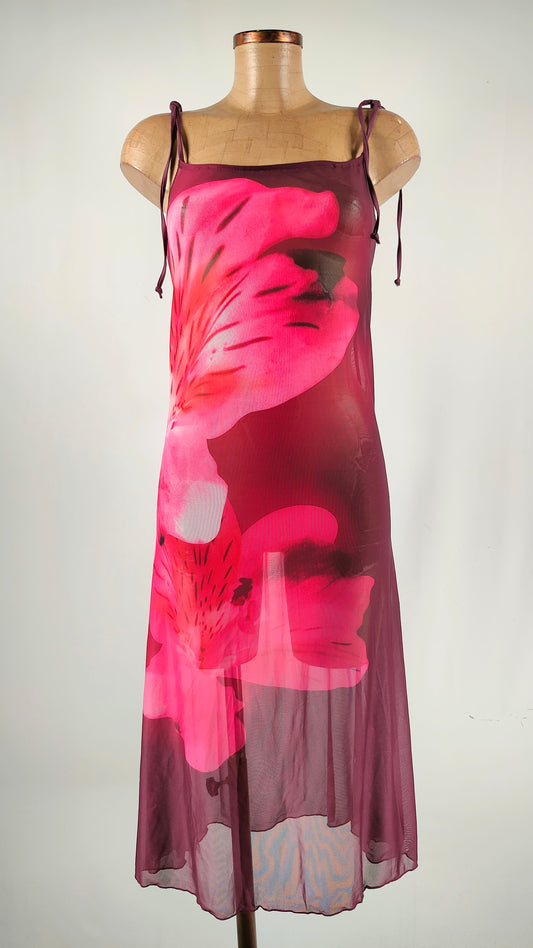 Vestido semitransparente burdeos