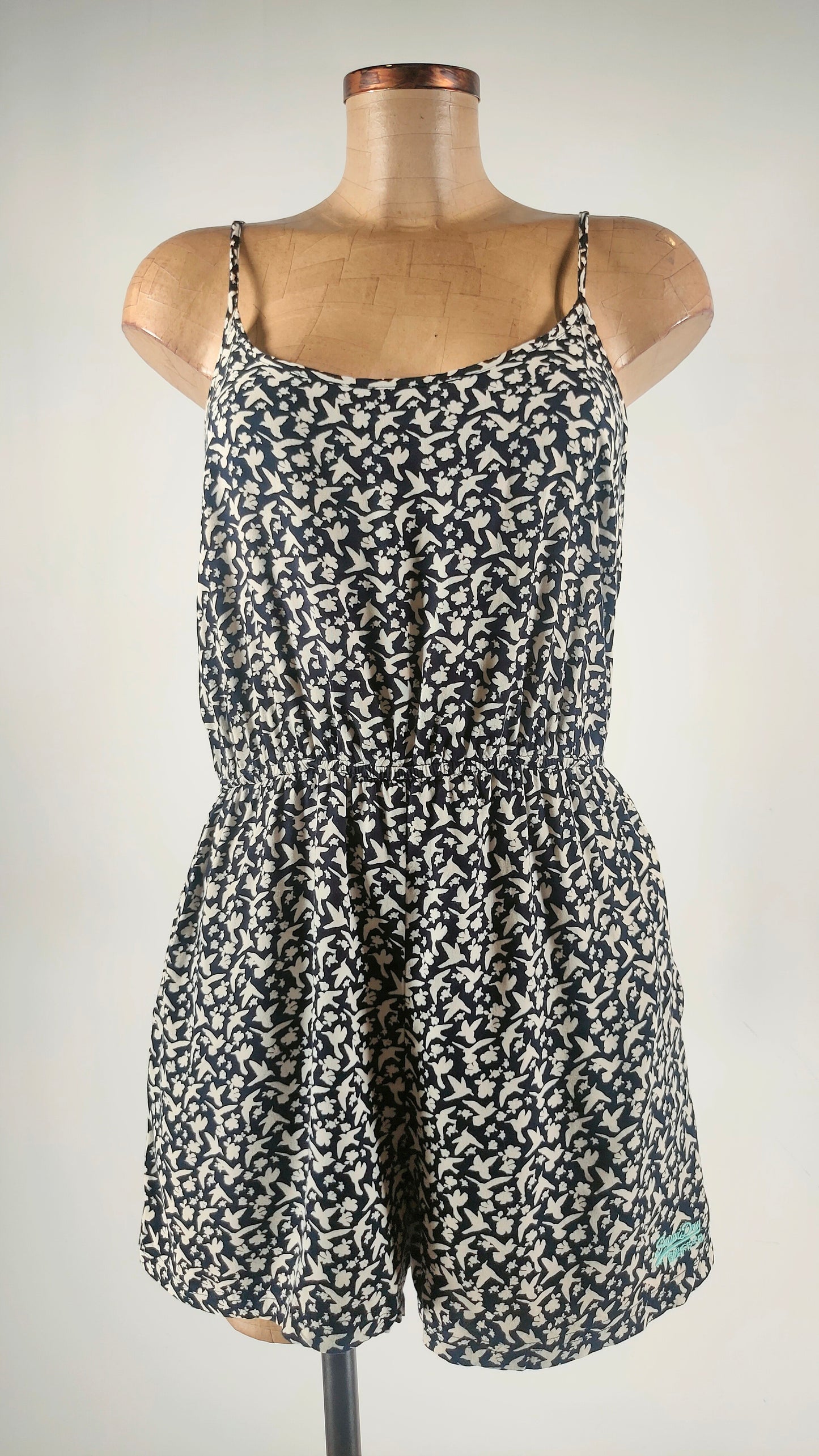 Mono estampado blanco y negro Superdry