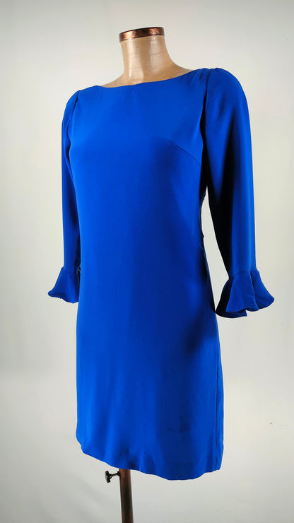 Vestido azul klein con espalda descubierta