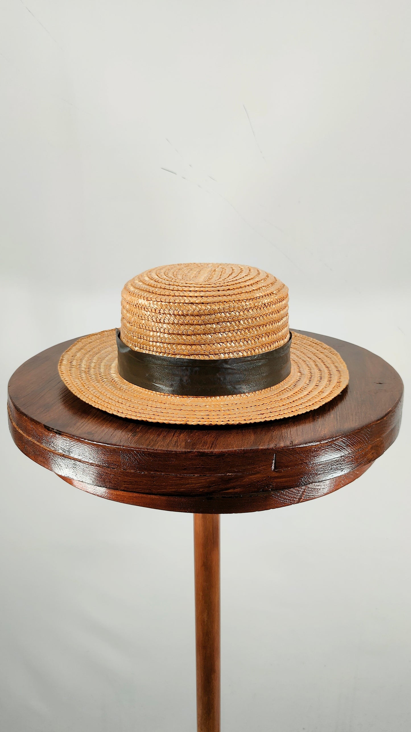Sombrero paja con lazo gris