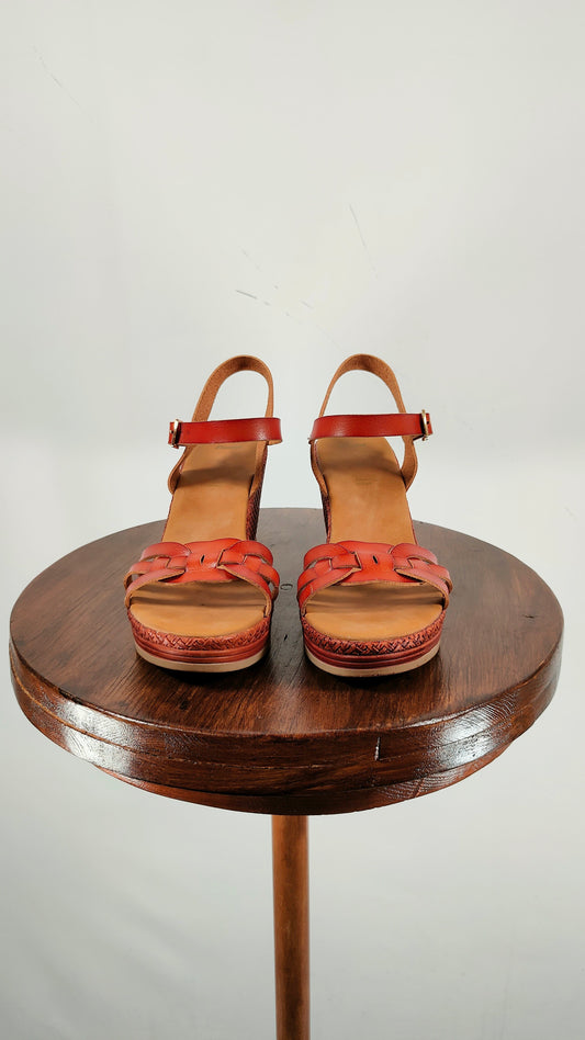 Sandalias de cuero marrones