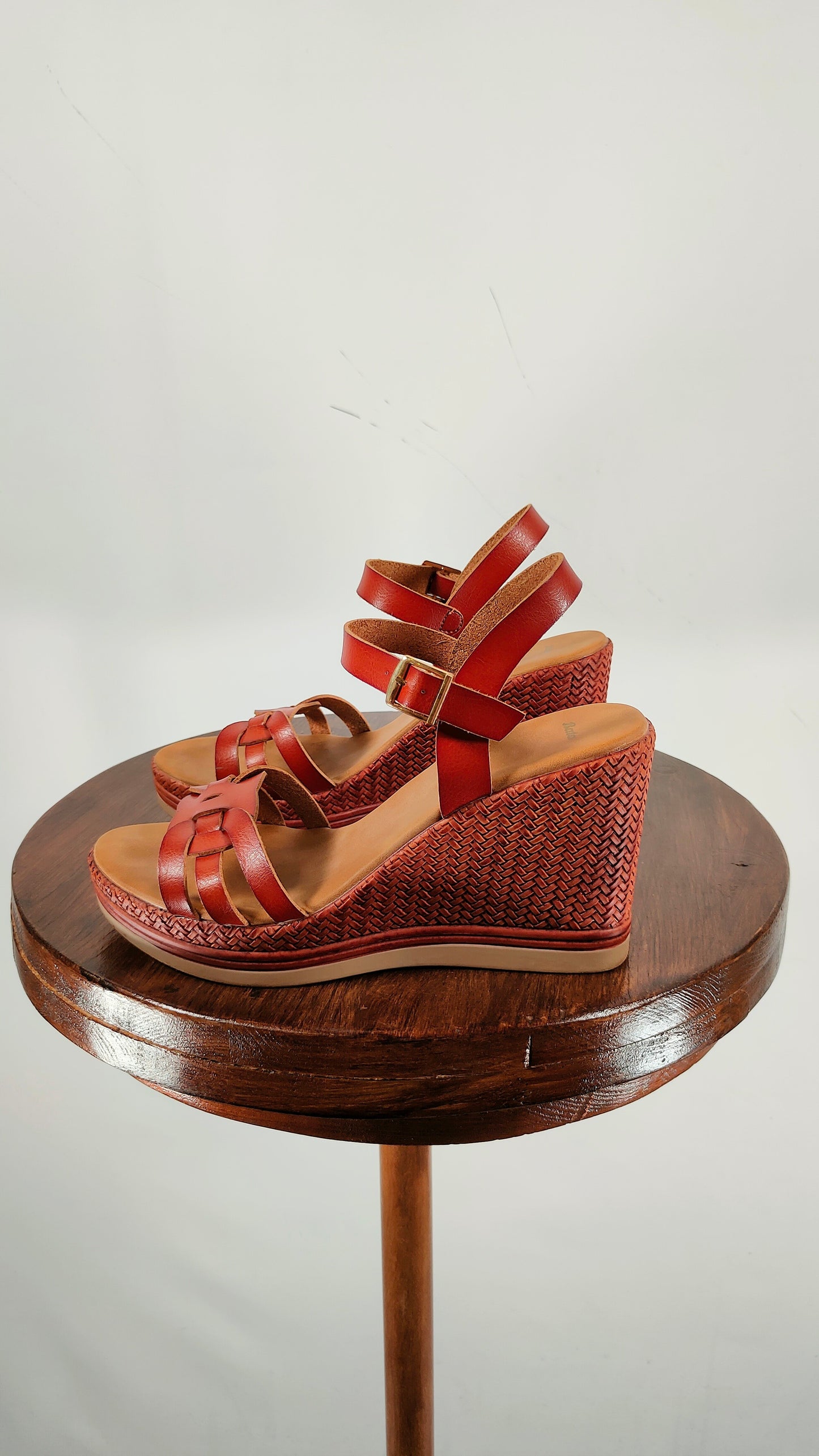 Sandalias de cuero marrones