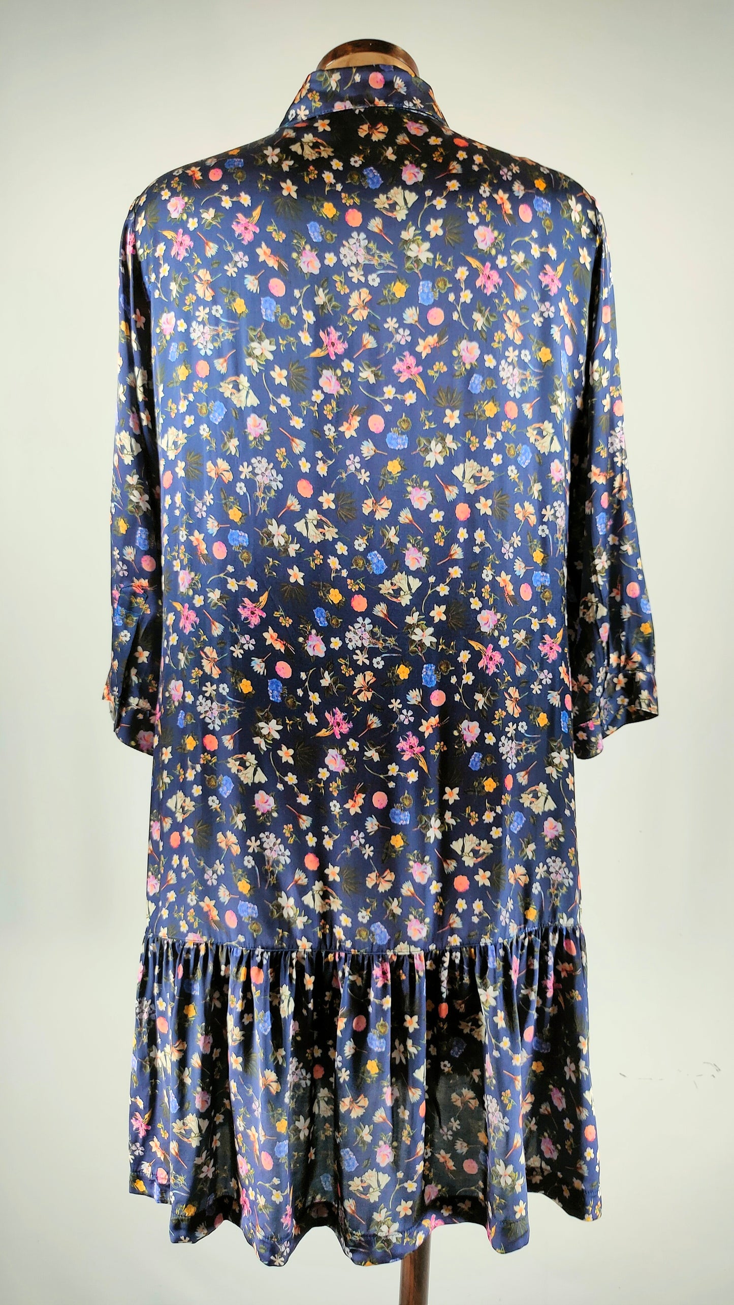 Vestido satinado vintage estampado azul