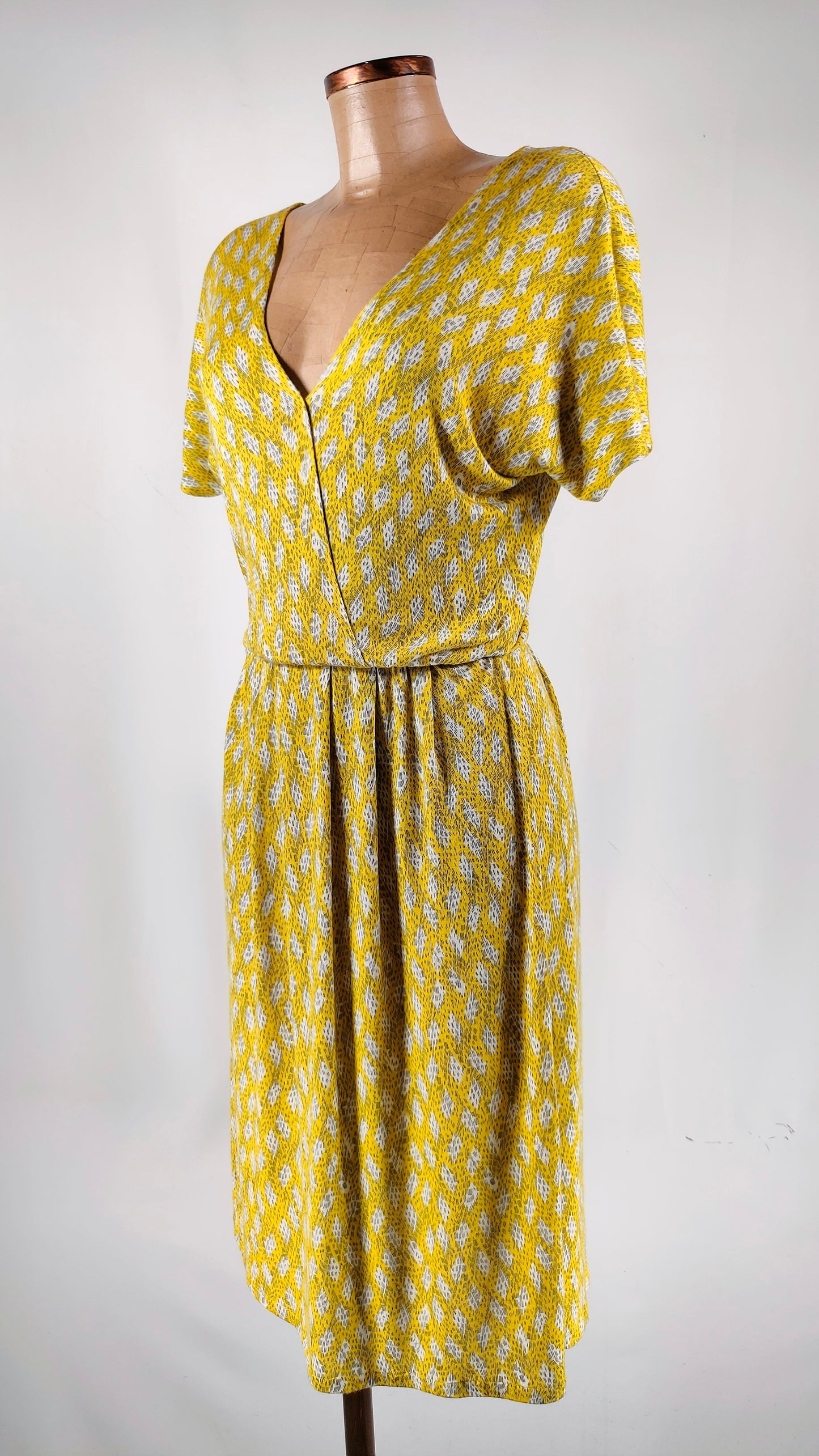 Vestido amarillo print holgado