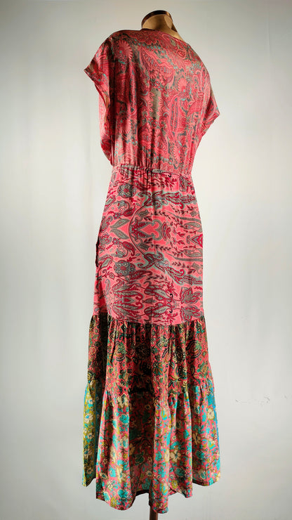 Vestido de seda rosa