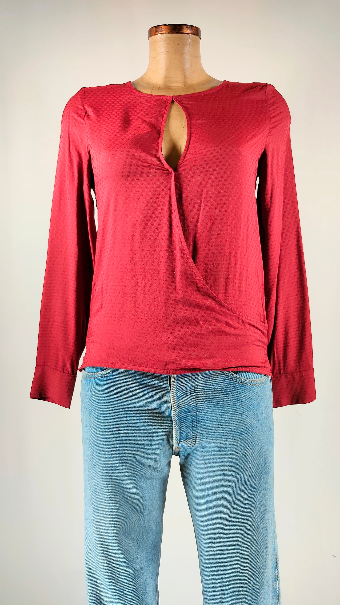 Blusa Sinéquanone cereza