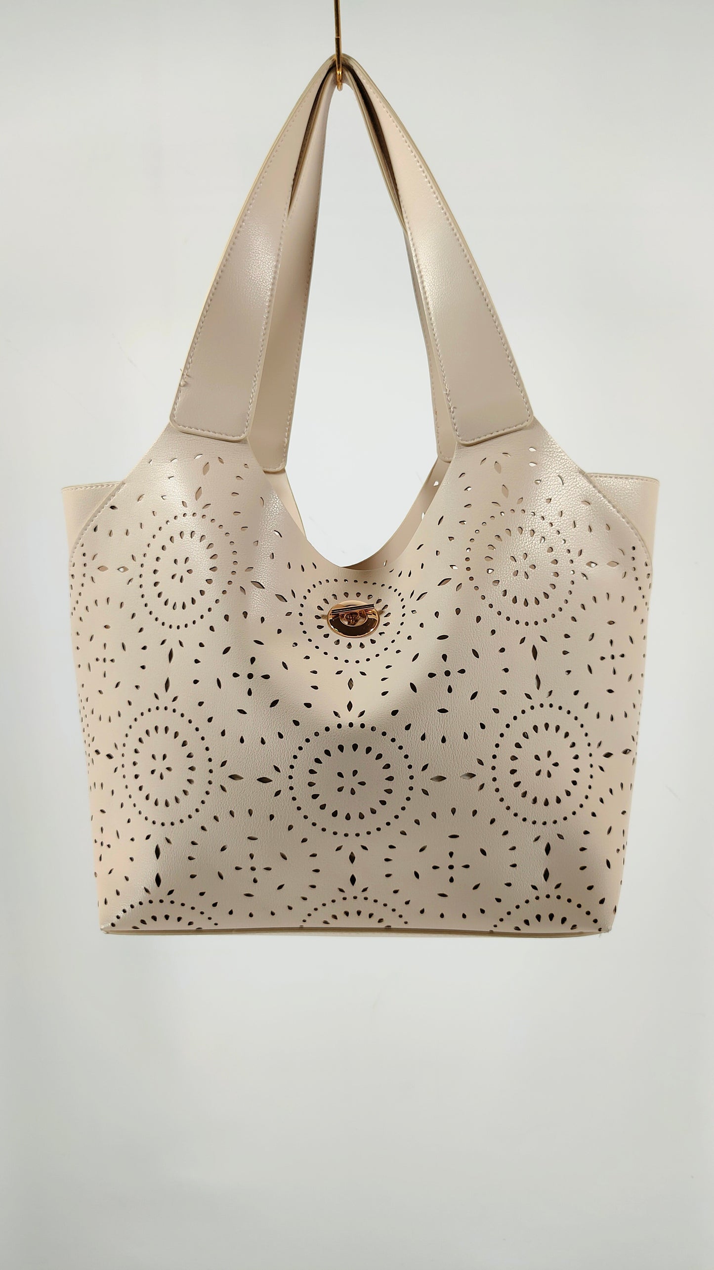 Bolso de asas marfil con cierre dorado