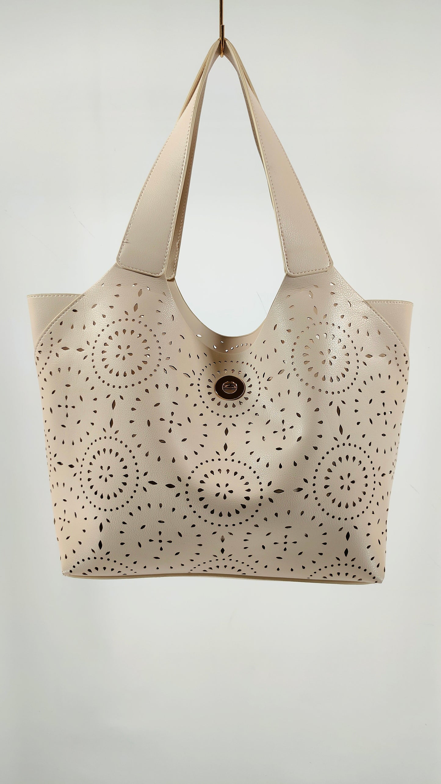 Bolso de asas marfil con cierre dorado