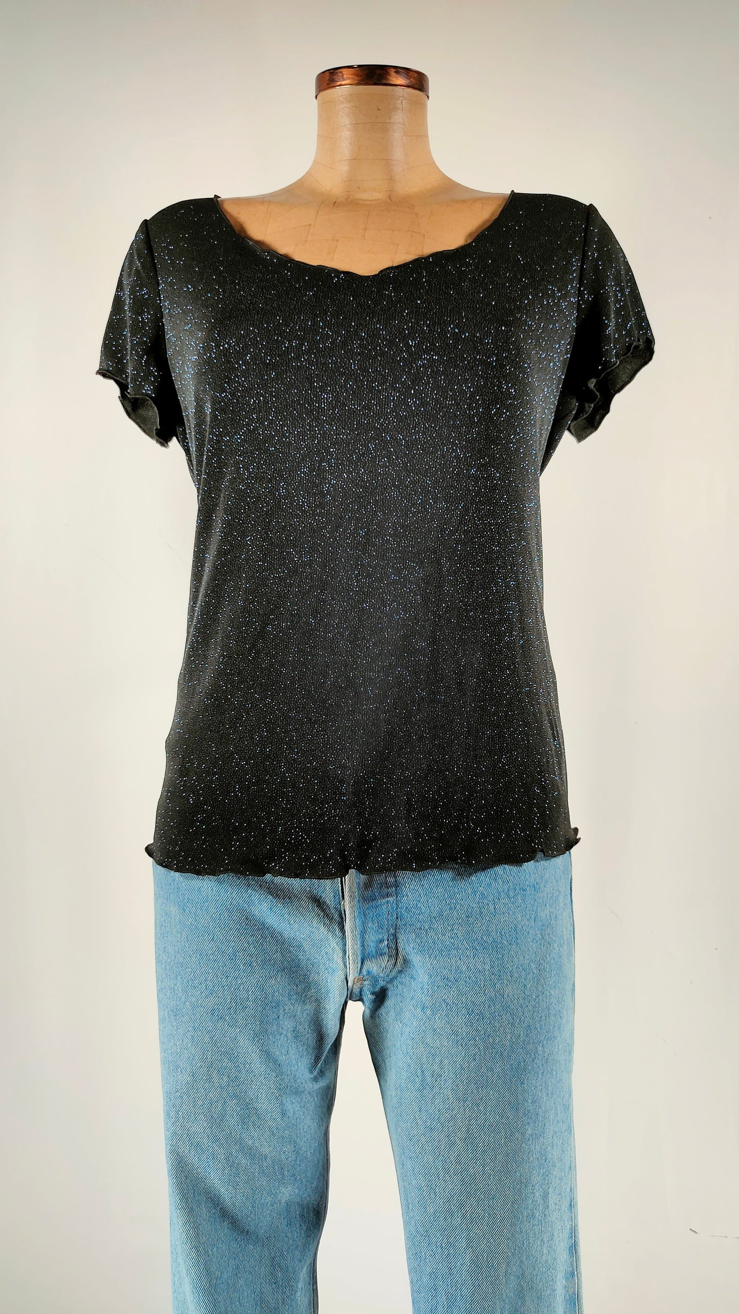 Top negro con brillos azules Armani