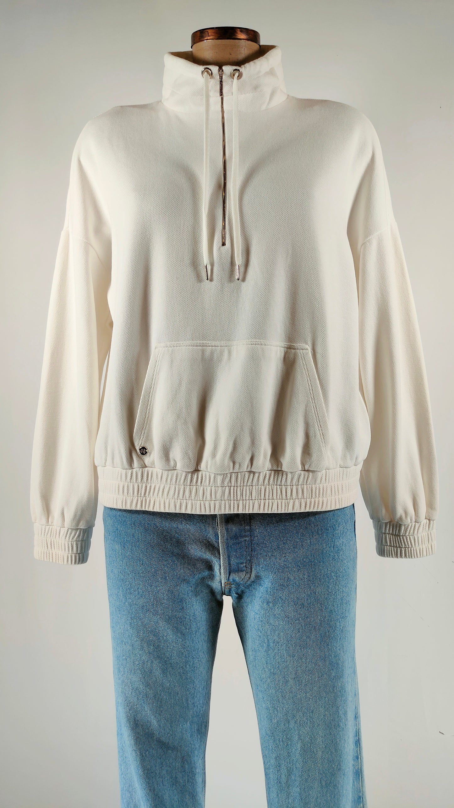 Sudadera Massimo Dutti con capucha y bolsillos